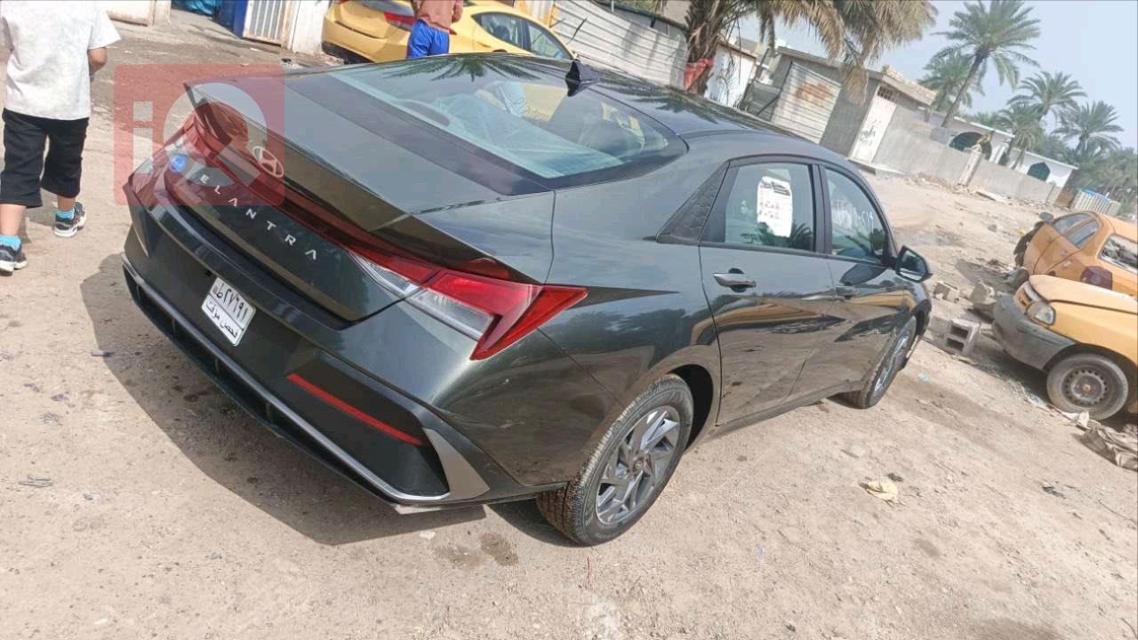 هیوندای ئەلەنترا